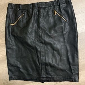 Charter Club Women size 16 black faux leather skirt. With gold zippers